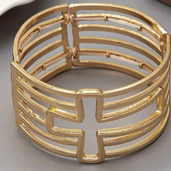 Cross stretch bracelet - Picture 6 of 12
